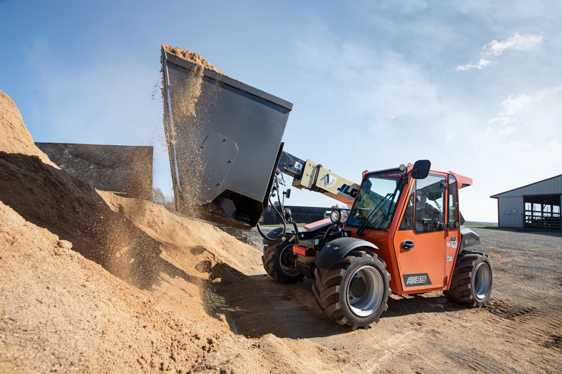 JLG-MBURG24_D01_AC_00425-Edit